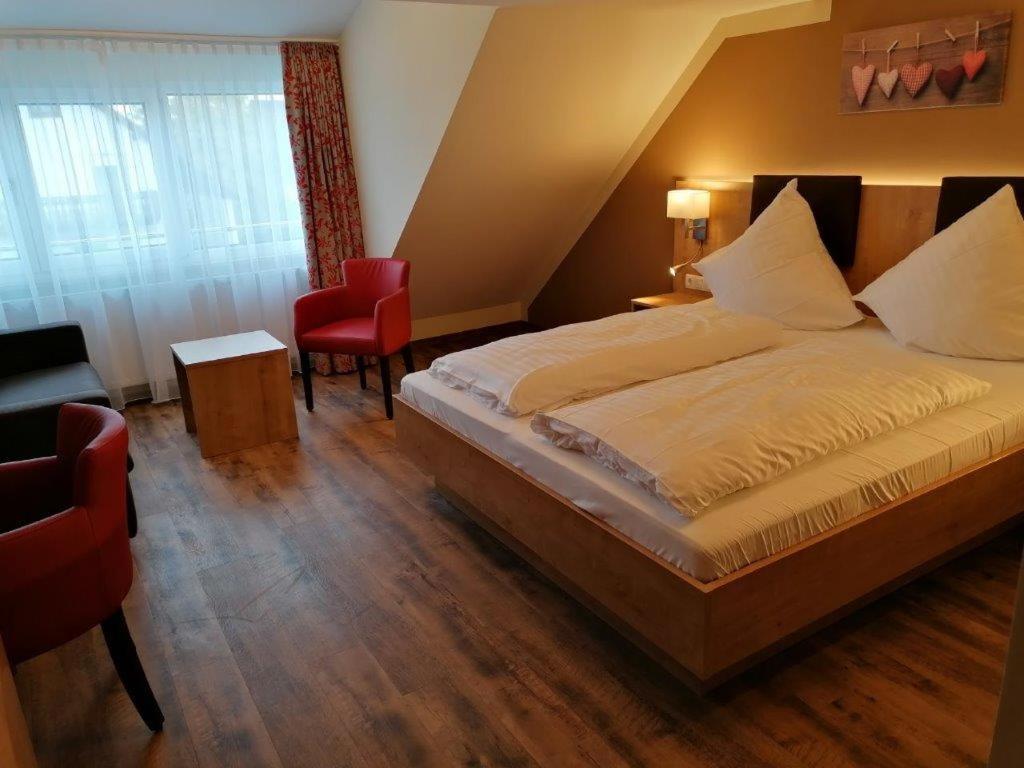 Landgasthof Niebler Adelsdorf Luaran gambar