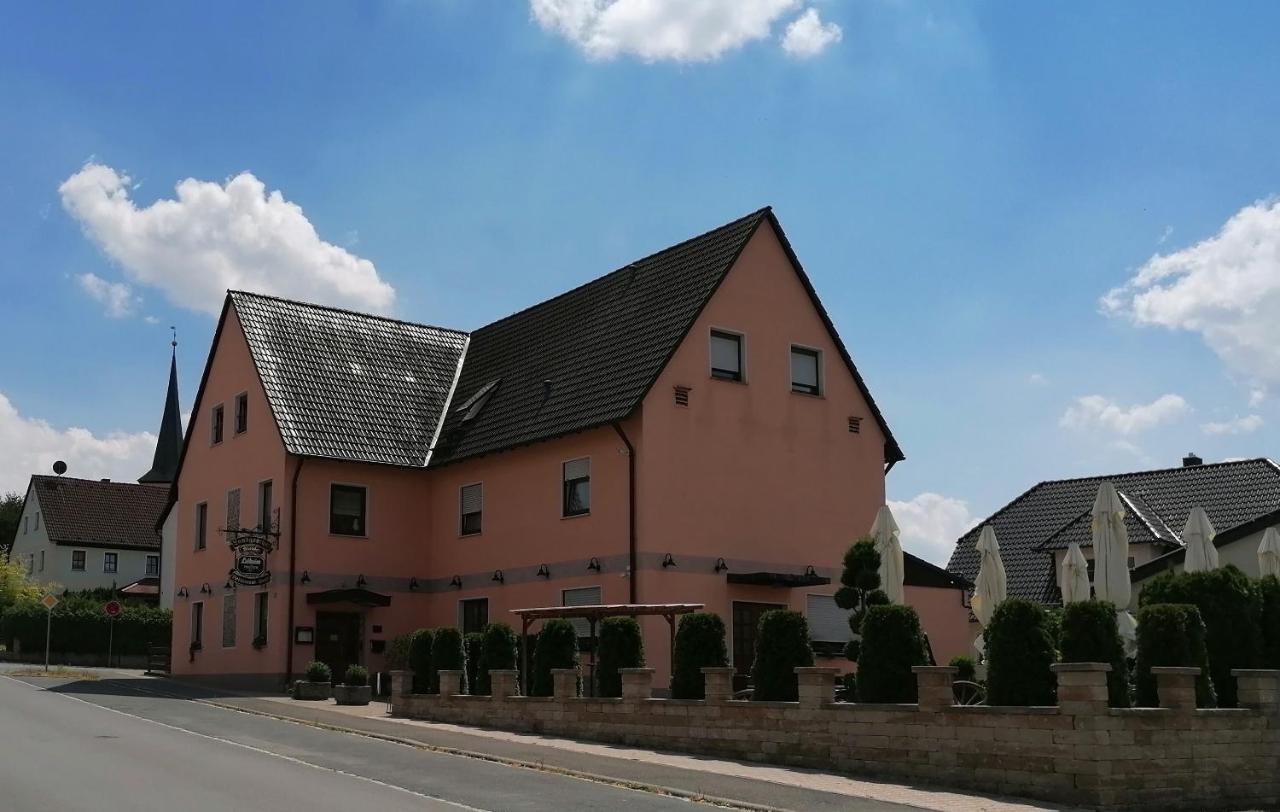 Landgasthof Niebler Adelsdorf Luaran gambar