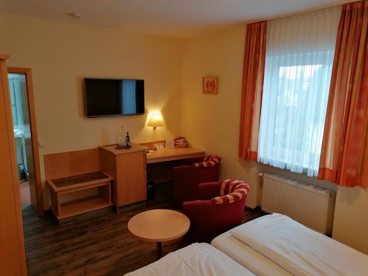 Landgasthof Niebler Adelsdorf Luaran gambar