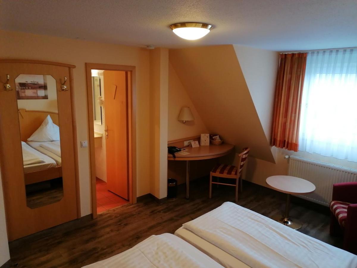 Landgasthof Niebler Adelsdorf Luaran gambar