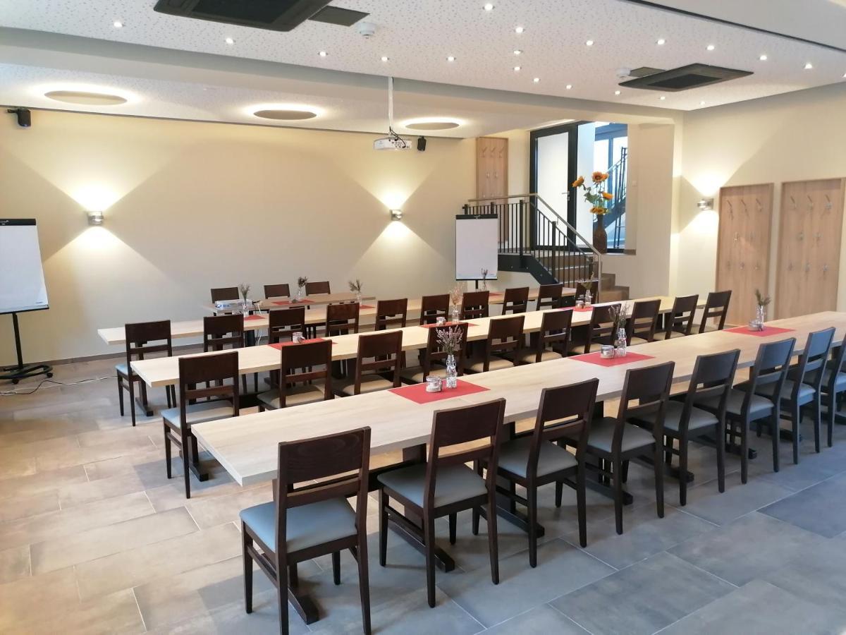 Landgasthof Niebler Adelsdorf Luaran gambar