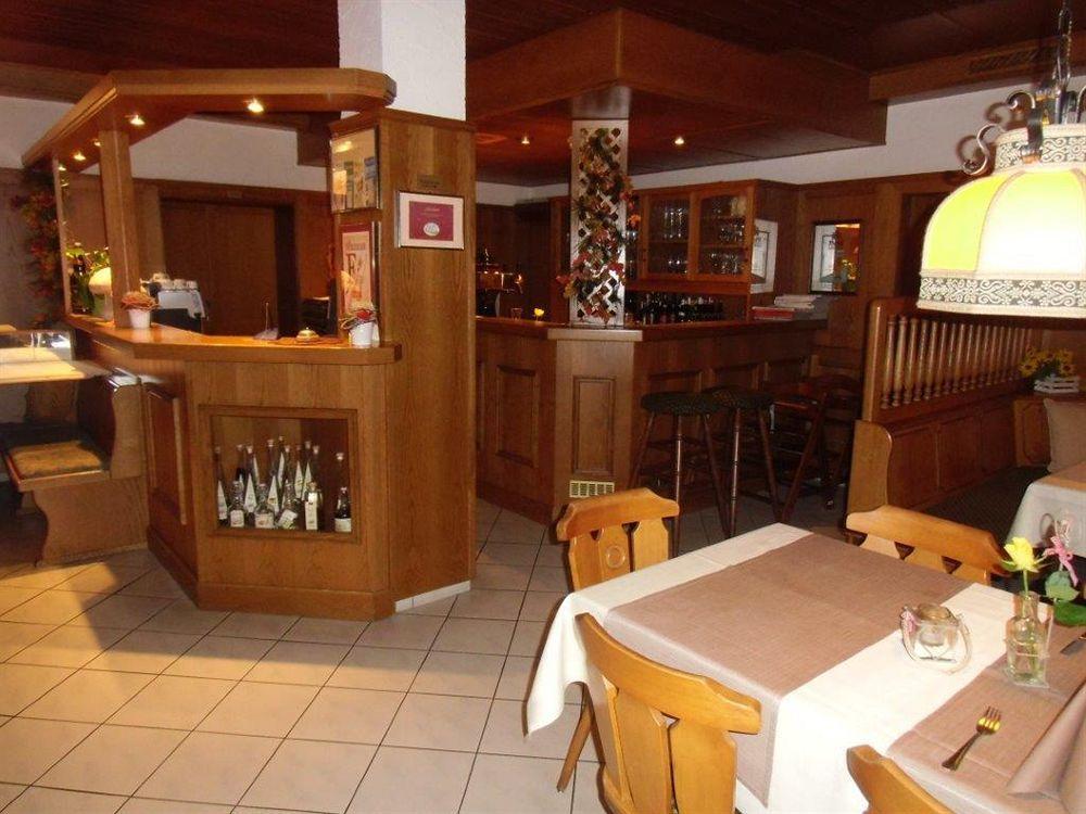 Landgasthof Niebler Adelsdorf Luaran gambar